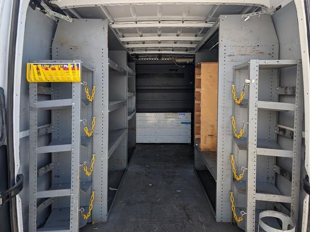 Mercedes-Benz Sprinter Cargo Van 2500 Standard Roof V6 144" Worker RWD 2017