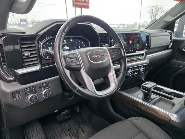 GMC Sierra 1500 4WD Crew Cab 157" Elevation 2023