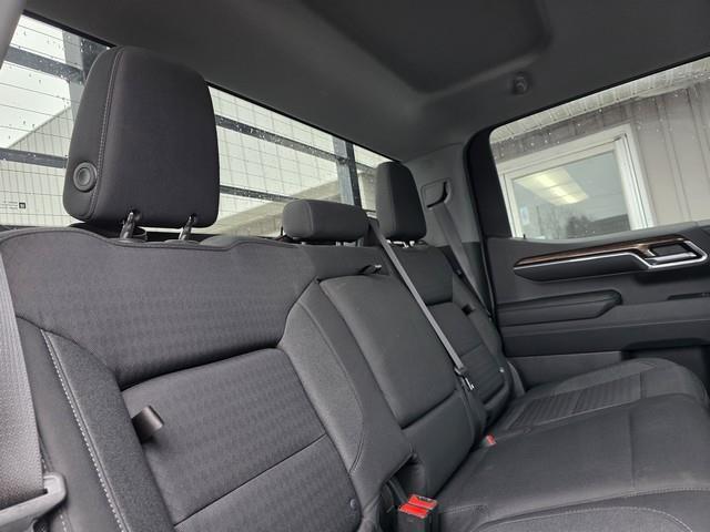 GMC Sierra 1500 4WD Crew Cab 157" Elevation 2023