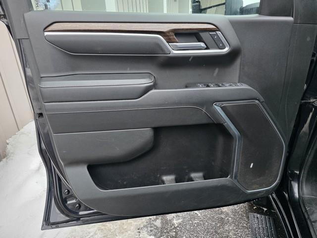 GMC Sierra 1500 4WD Crew Cab 157" Elevation 2023