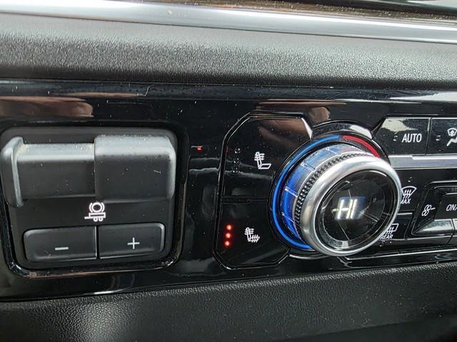 GMC Sierra 1500 4WD Crew Cab 157" Elevation 2023