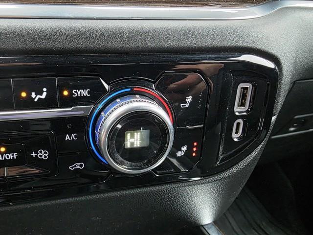 GMC Sierra 1500 4WD Crew Cab 157" Elevation 2023