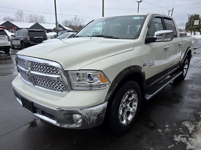 RAM 1500 Laramie 4x4 Crew Cab 5'7" Box 2018