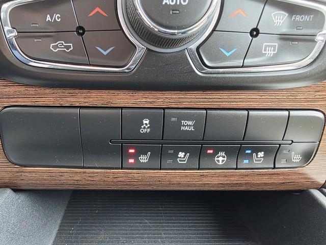 RAM 1500 Laramie 4x4 Crew Cab 5'7" Box 2018