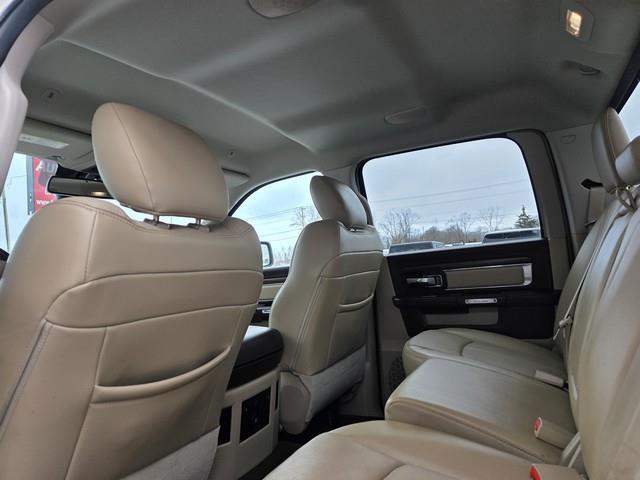 RAM 1500 Laramie 4x4 Crew Cab 5'7" Box 2018