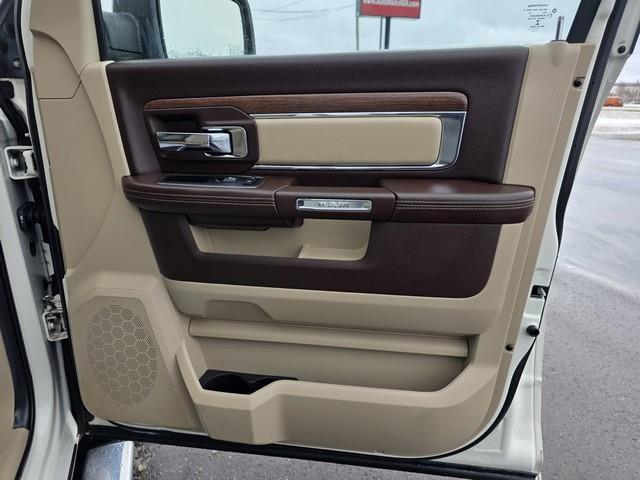 RAM 1500 Laramie 4x4 Crew Cab 5'7" Box 2018