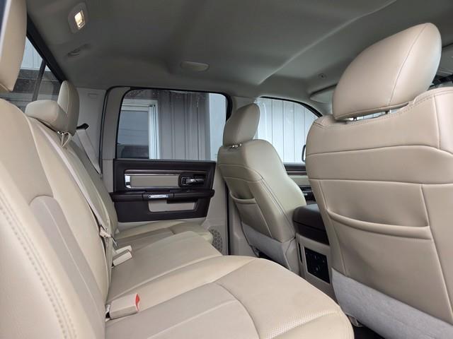 RAM 1500 Laramie 4x4 Crew Cab 5'7" Box 2018