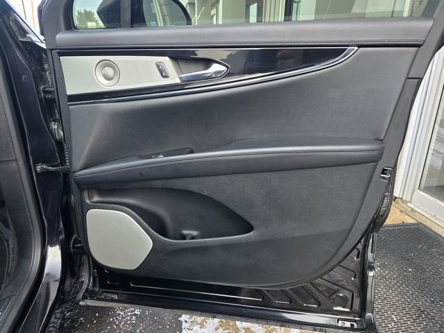 Lincoln Nautilus Reserve 4D SUV AWD 2022