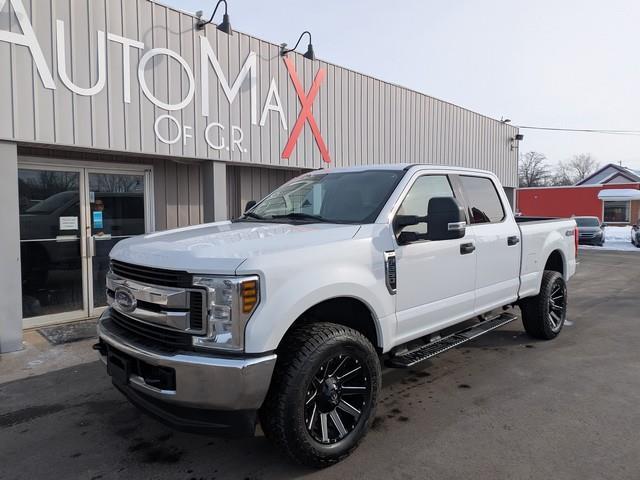 Ford Super Duty F-250 SRW King Ranch 4WD Crew Cab 8' Box 2019