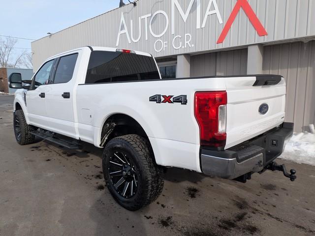 Ford Super Duty F-250 SRW King Ranch 4WD Crew Cab 8' Box 2019