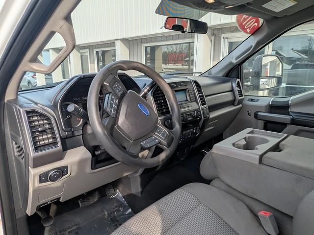 Ford Super Duty F-250 SRW King Ranch 4WD Crew Cab 8' Box 2019