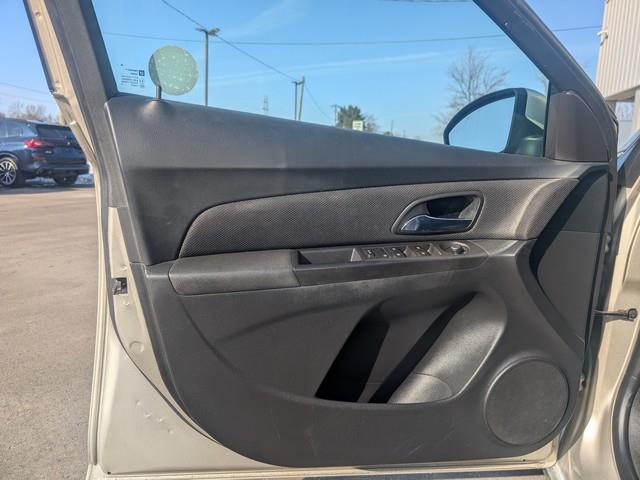 Chevrolet Cruze Limited 4dr Sdn Auto LT w/2LT 2016