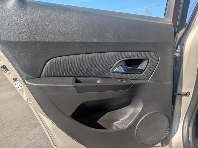 Chevrolet Cruze Limited 4dr Sdn Auto LT w/2LT 2016