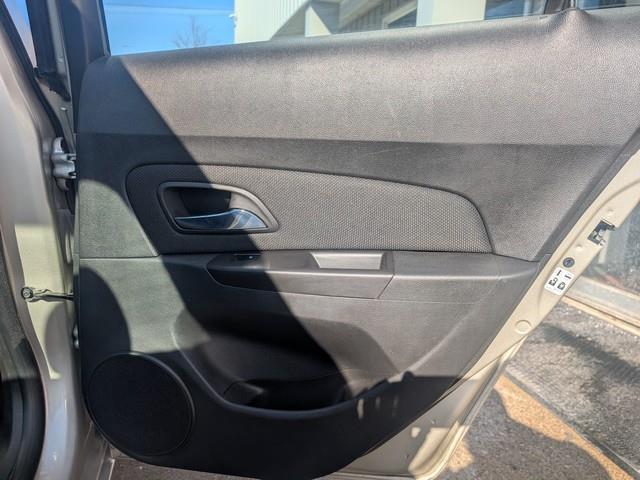 Chevrolet Cruze Limited 4dr Sdn Auto LT w/2LT 2016