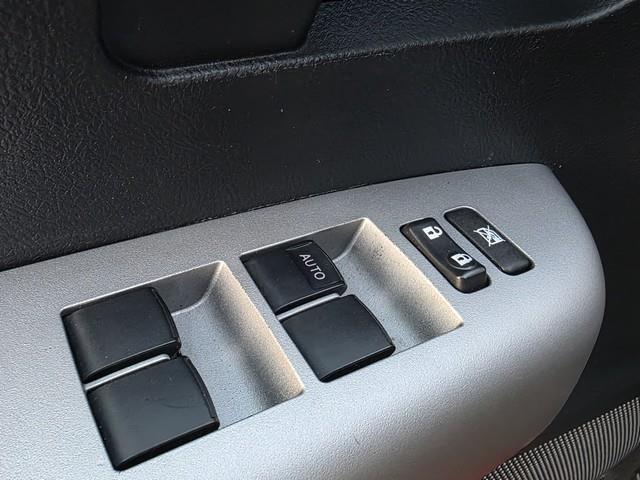 Toyota Tundra 4WD Double 145.7" 4.7L V8 SR5 (Natl 2008