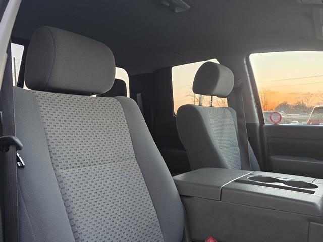 Toyota Tundra 4WD Double 145.7" 4.7L V8 SR5 (Natl 2008