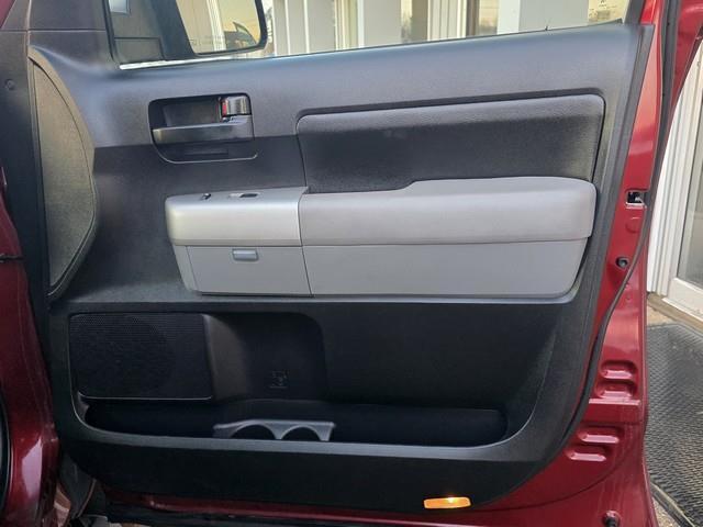 Toyota Tundra 4WD Double 145.7" 4.7L V8 SR5 (Natl 2008