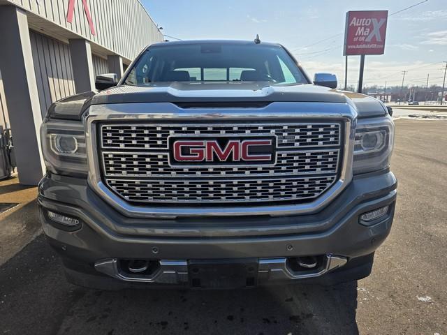 GMC Sierra 1500 4WD Crew Cab 143.5" Denali 2018