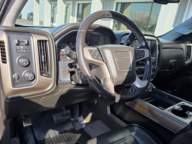 GMC Sierra 1500 4WD Crew Cab 143.5" Denali 2018