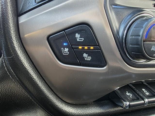 GMC Sierra 1500 4WD Crew Cab 143.5" Denali 2018