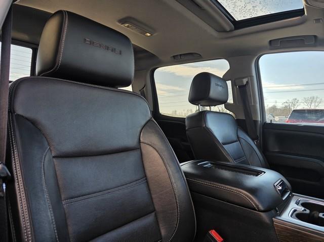 GMC Sierra 1500 4WD Crew Cab 143.5" Denali 2018