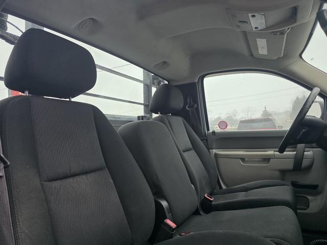 Chevrolet Silverado 2500HD 4WD Reg Cab 133.7" Work Truck 2014