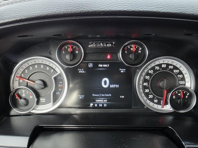 RAM 1500 4WD Crew Cab 140.5" Laramie 2014