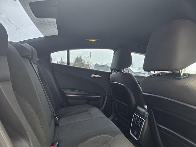 Dodge Charger SE 4D Sedan AWD 2017