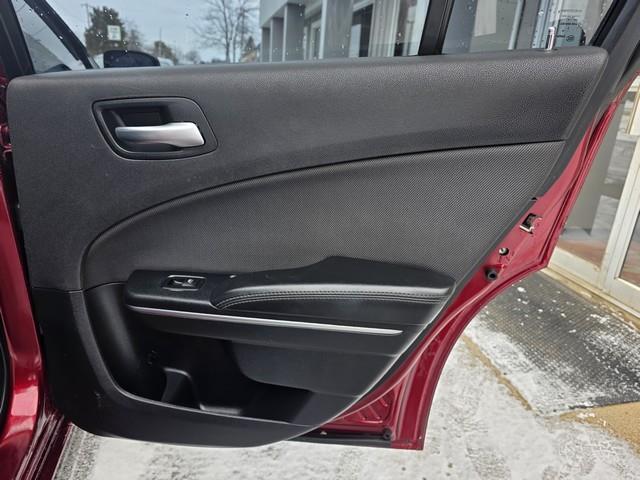 Dodge Charger SE 4D Sedan AWD 2017