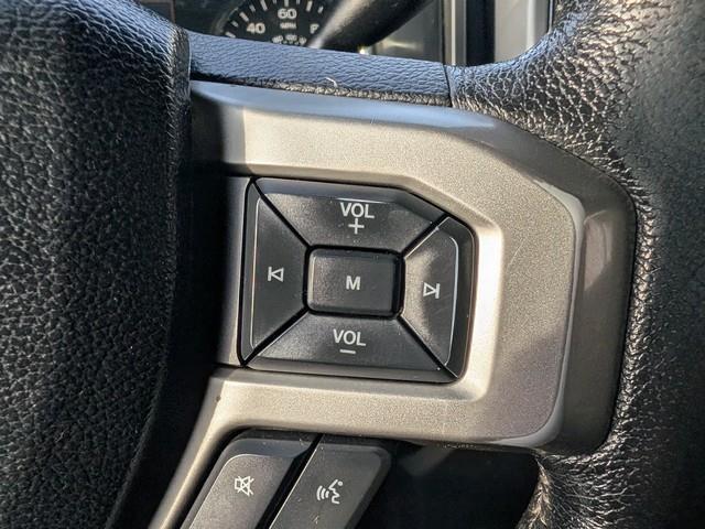 Ford F-150 4WD SuperCab 145" Lariat 2016