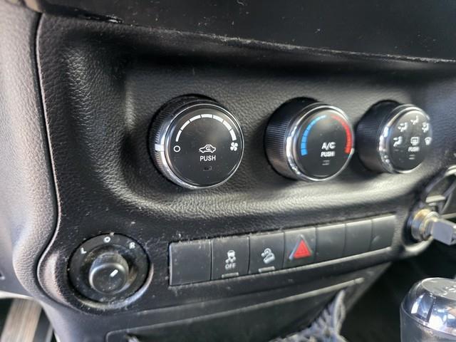 Jeep Wrangler Unlimited 4WD 4dr Freedom Edition *Ltd Avail* 2013