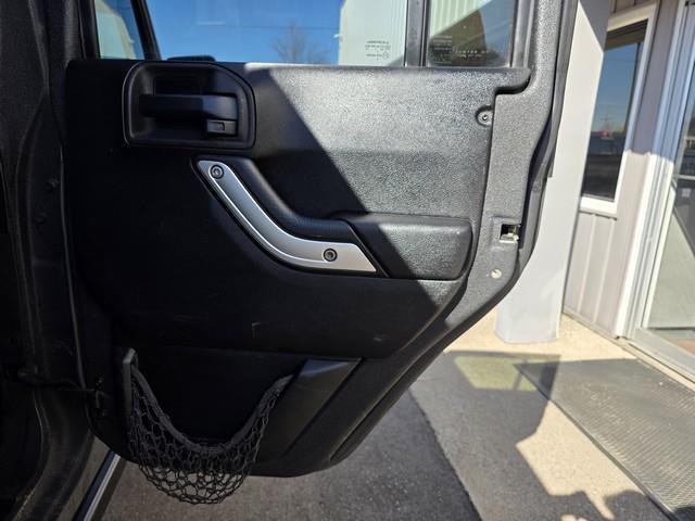 Jeep Wrangler Unlimited 4WD 4dr Freedom Edition *Ltd Avail* 2013