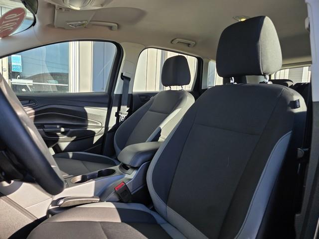 Ford Escape FWD 4dr S 2016