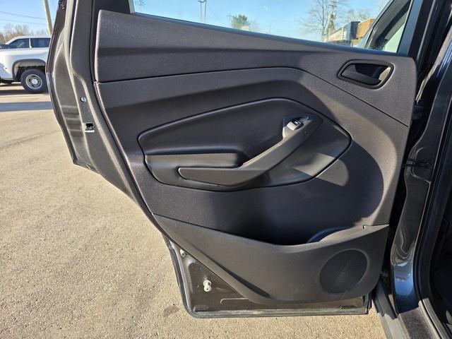 Ford Escape FWD 4dr S 2016