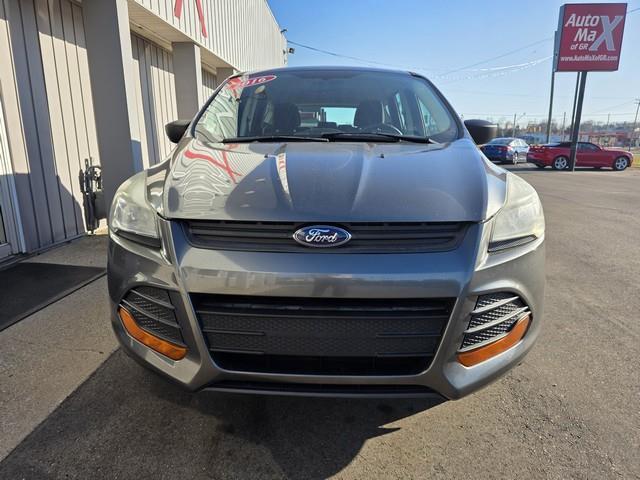 Ford Escape FWD 4dr S 2016