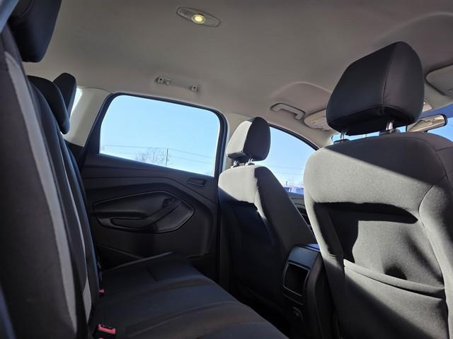 Ford Escape FWD 4dr S 2016