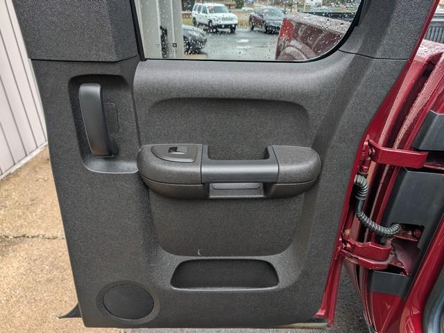 GMC Sierra 1500 4WD Ext Cab 143.5" SLE 2013