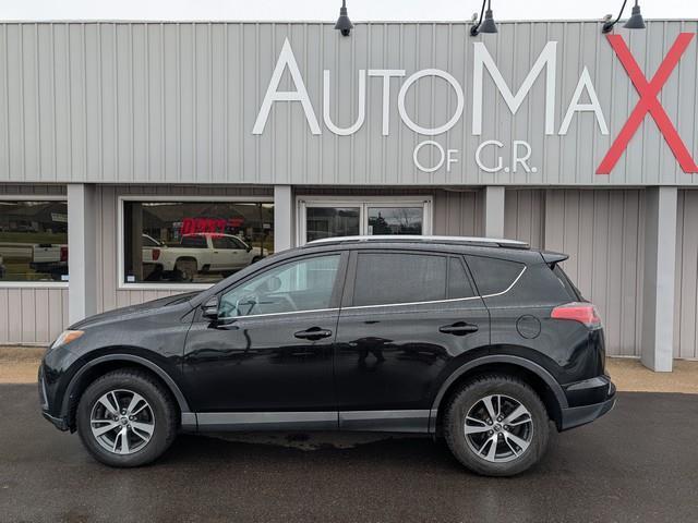 Toyota RAV4 XLE FWD (Natl) 2018