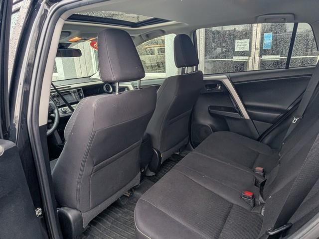 Toyota RAV4 XLE FWD (Natl) 2018