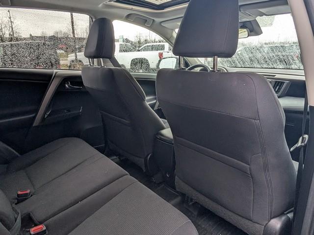 Toyota RAV4 XLE FWD (Natl) 2018