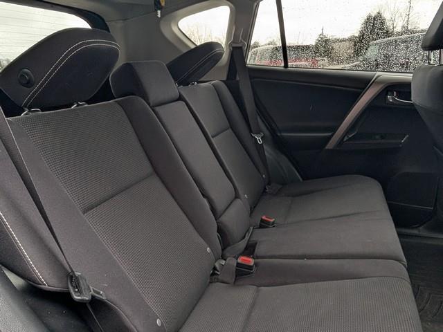 Toyota RAV4 XLE FWD (Natl) 2018