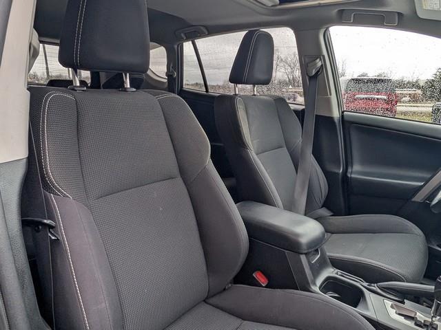 Toyota RAV4 XLE FWD (Natl) 2018