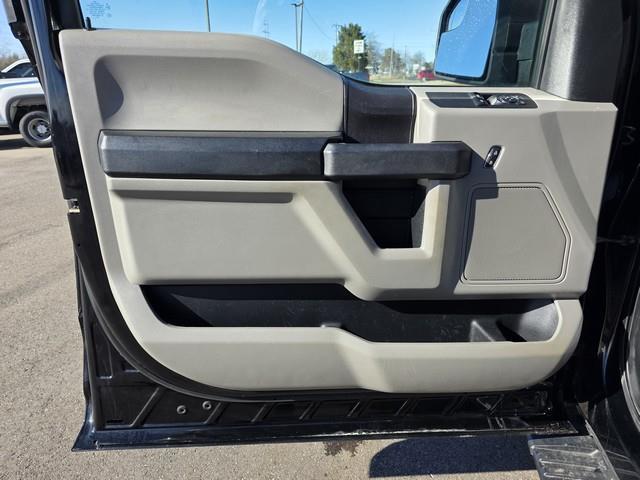 Ford F-150 XLT 4WD Reg Cab 8' Box 2018