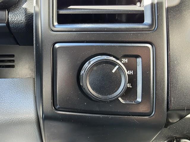 Ford F-150 XLT 4WD Reg Cab 8' Box 2018