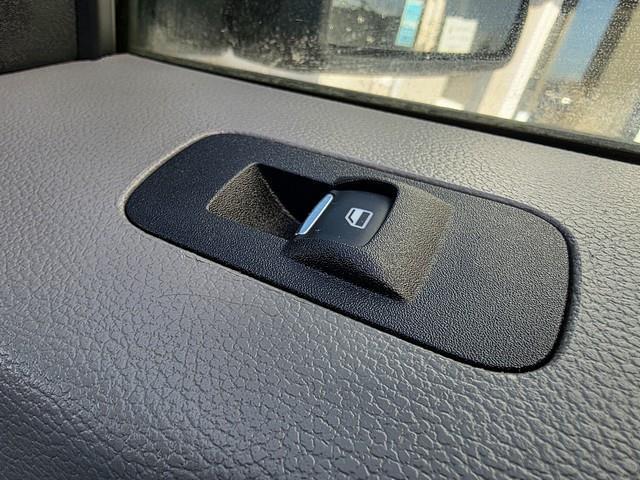 Ford F-150 XLT 4WD Reg Cab 8' Box 2018