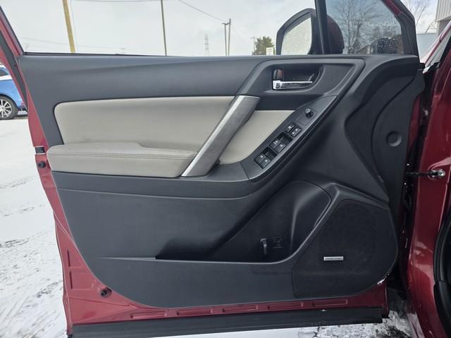 Subaru Forester 4dr CVT 2.5i Touring PZEV 2016