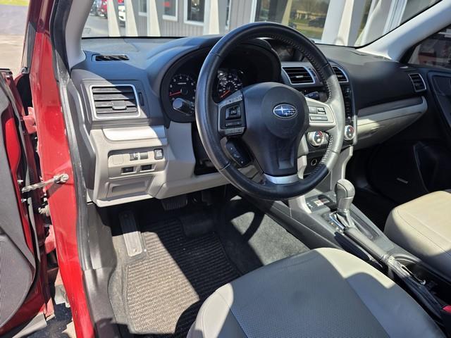 Subaru Forester 4dr CVT 2.5i Touring PZEV 2016