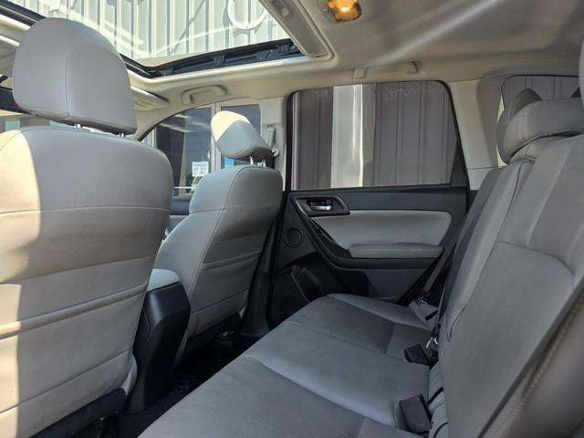 Subaru Forester 4dr CVT 2.5i Touring PZEV 2016