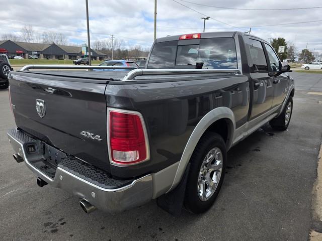 RAM 1500 4WD Crew Cab 149" Laramie 2016