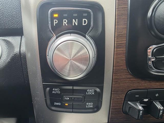 RAM 1500 4WD Crew Cab 149" Laramie 2016